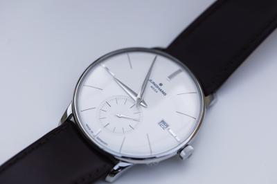 Junghans | nos photos de la Max Bill Mega